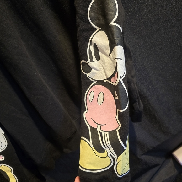 Womans 2x Disney Minnie And Mickey Mouse Black Pullover Sweater - Picture 4 of 6